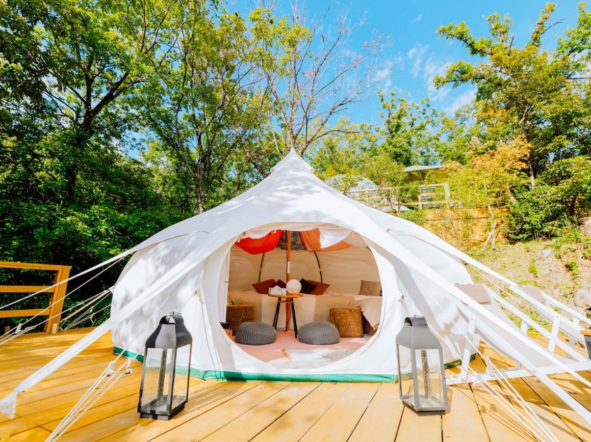 Yufuin Glamping Comorebi Eksteriør billede
